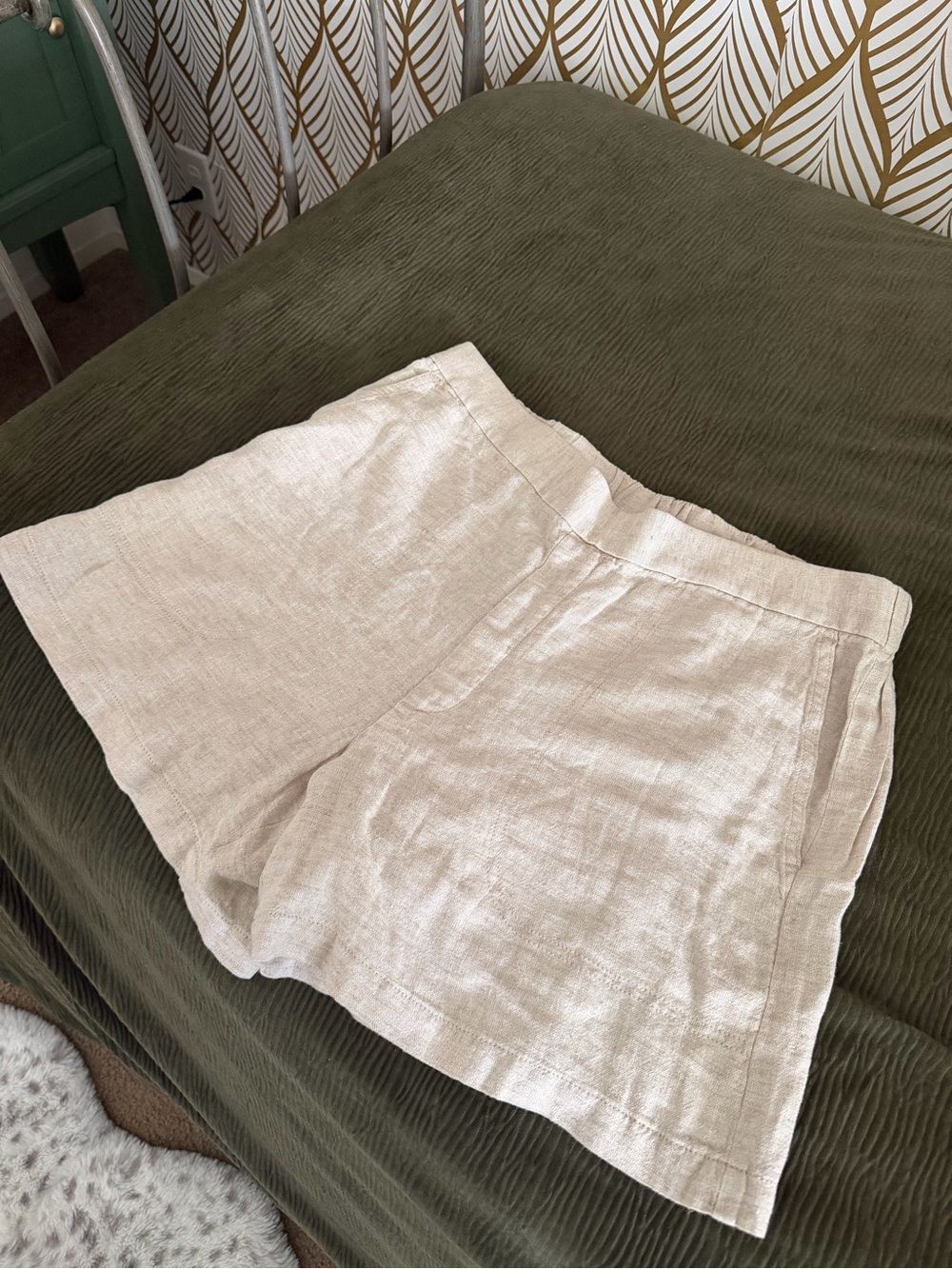 Banana Republic Light Beige Linen Blend Shorts